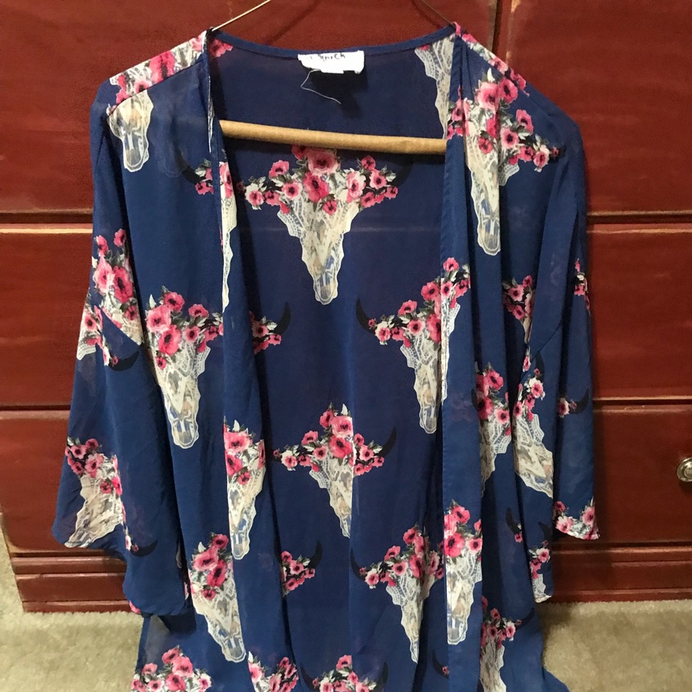 Bell sleeve kimono